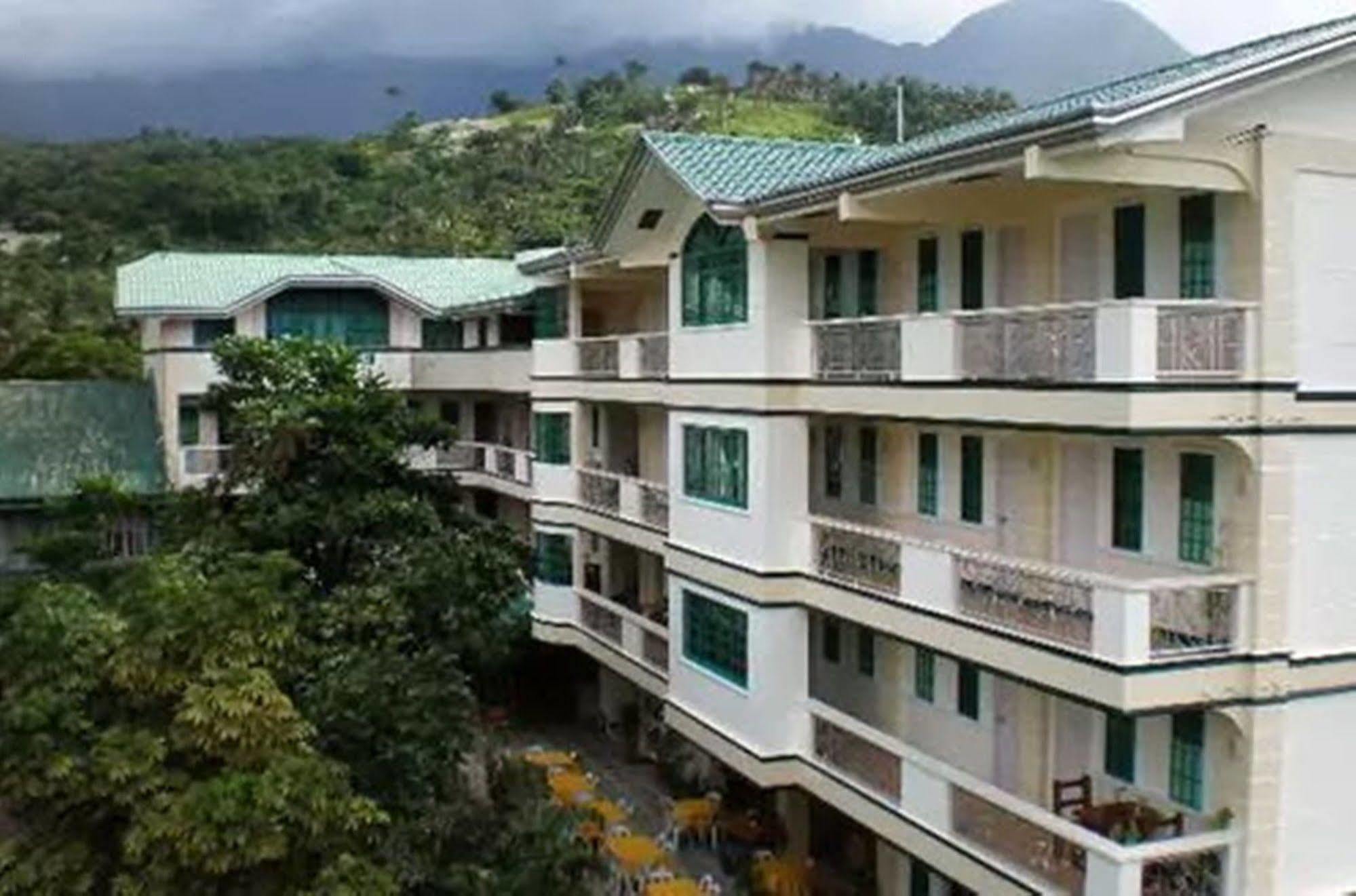 Apartelle De Francesca Ξενοδοχείο Puerto Galera Εξωτερικό φωτογραφία